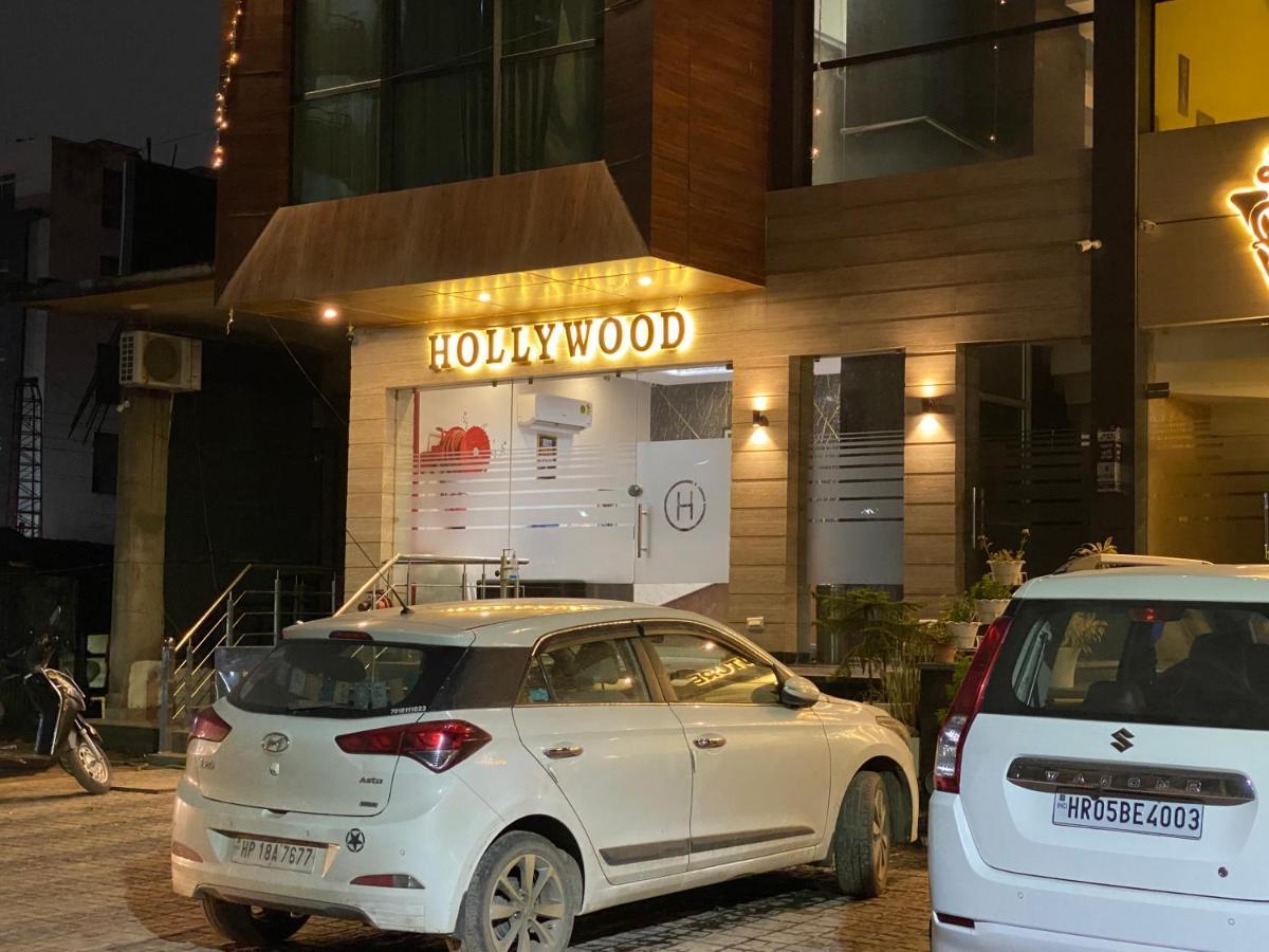 Hotel Hollywood - Family Hotel Zirakpur 外观 照片